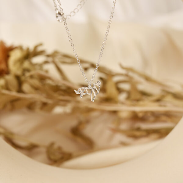 Wolf necklace 2