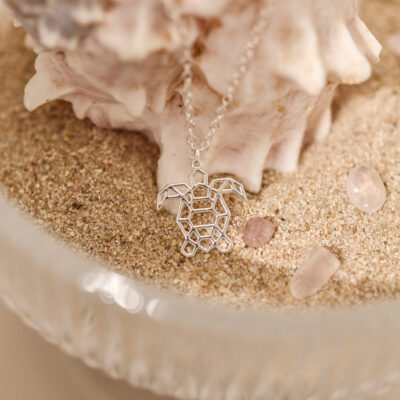 Dainty turtle necklace 3