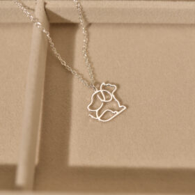 Tiny cat necklace 3