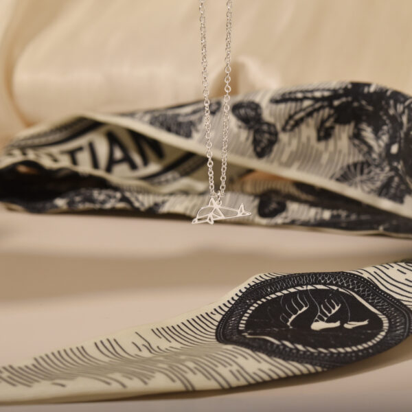 Dolphin necklace 3